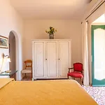 Holiday home Il Pettirosso In