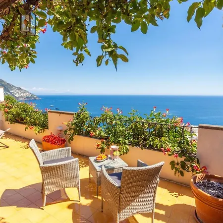 Holiday home Il Pettirosso In