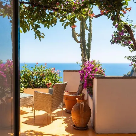 Il Pettirosso In Holiday home