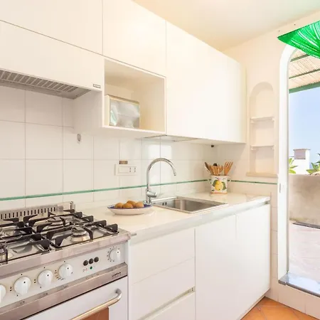 度假居 Il Pettirosso In 波西塔諾